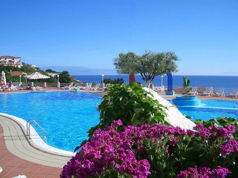Residence Villaggio Smedile กาโปวาติกาโน ภายนอก รูปภาพ