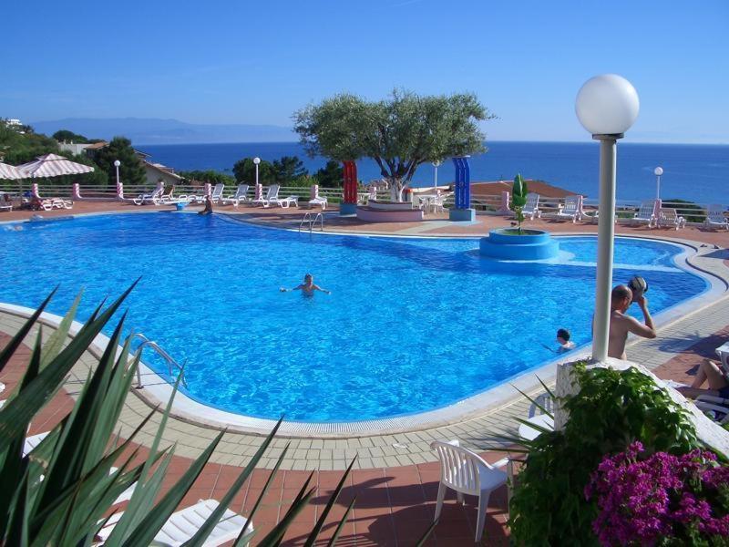 Residence Villaggio Smedile กาโปวาติกาโน ภายนอก รูปภาพ
